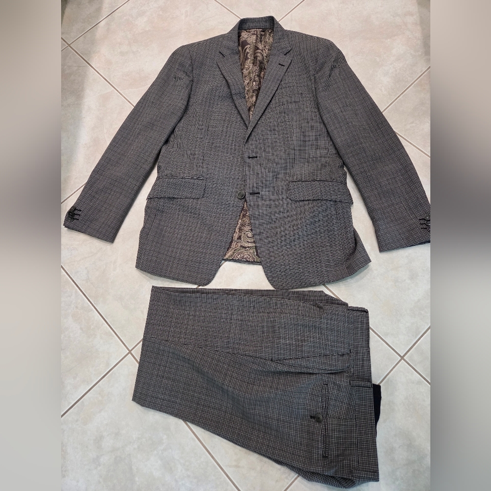 ETRO Men's Gray Checkered Suit